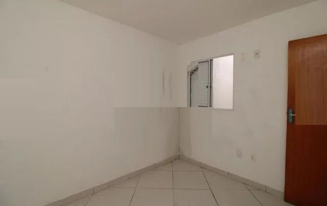 Casa à venda com 2 quartos, 55m² - Foto 7