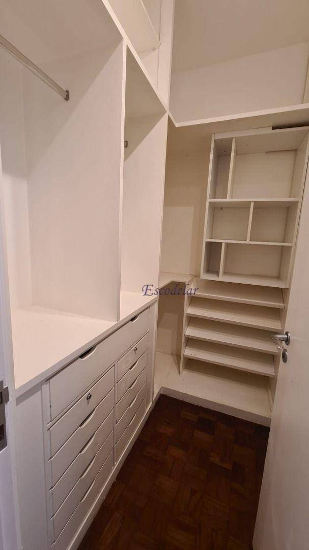 Apartamento para alugar com 3 quartos, 400m² - Foto 29