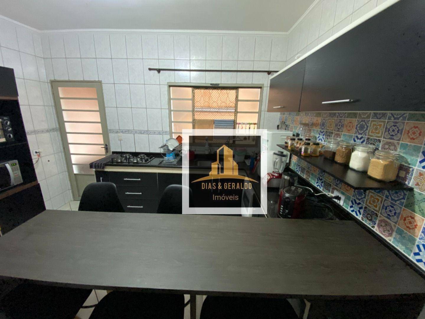 Sobrado à venda com 4 quartos, 150m² - Foto 6