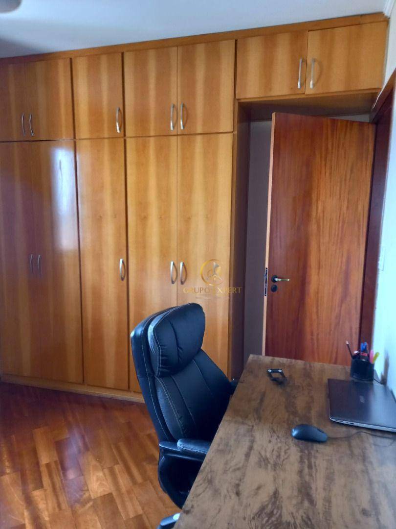 Apartamento à venda com 3 quartos, 107m² - Foto 11