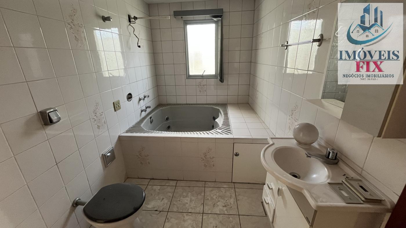 Casa à venda com 2 quartos, 200m² - Foto 17