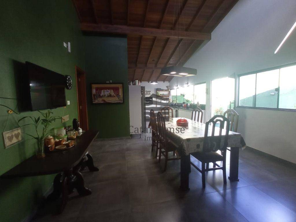 Casa à venda com 3 quartos, 248m² - Foto 5