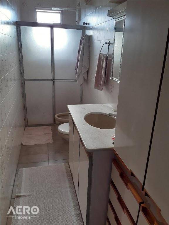 Apartamento à venda com 4 quartos, 249m² - Foto 23