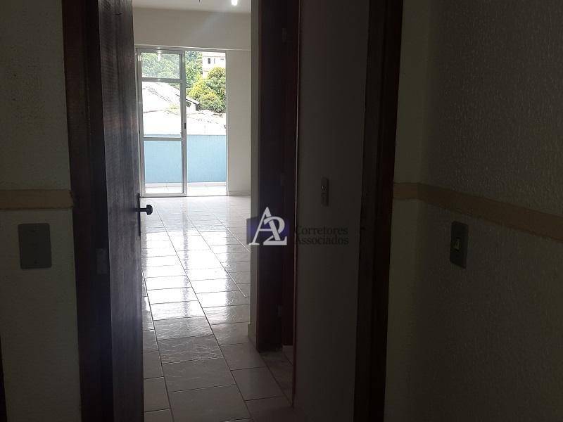 Apartamento à venda com 2 quartos, 59m² - Foto 3