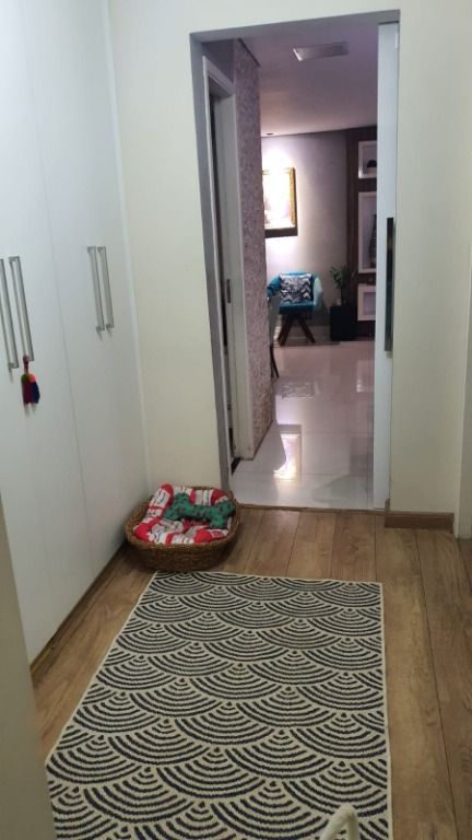 Apartamento à venda com 3 quartos, 200m² - Foto 12