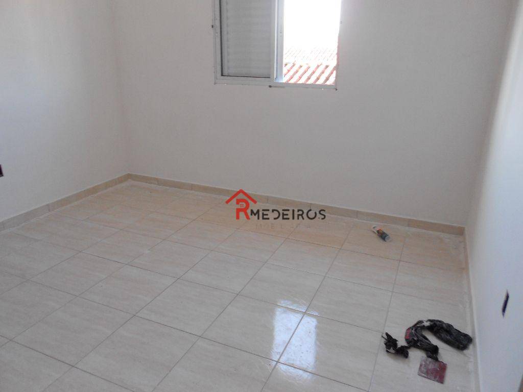 Sobrado à venda com 2 quartos, 60m² - Foto 12