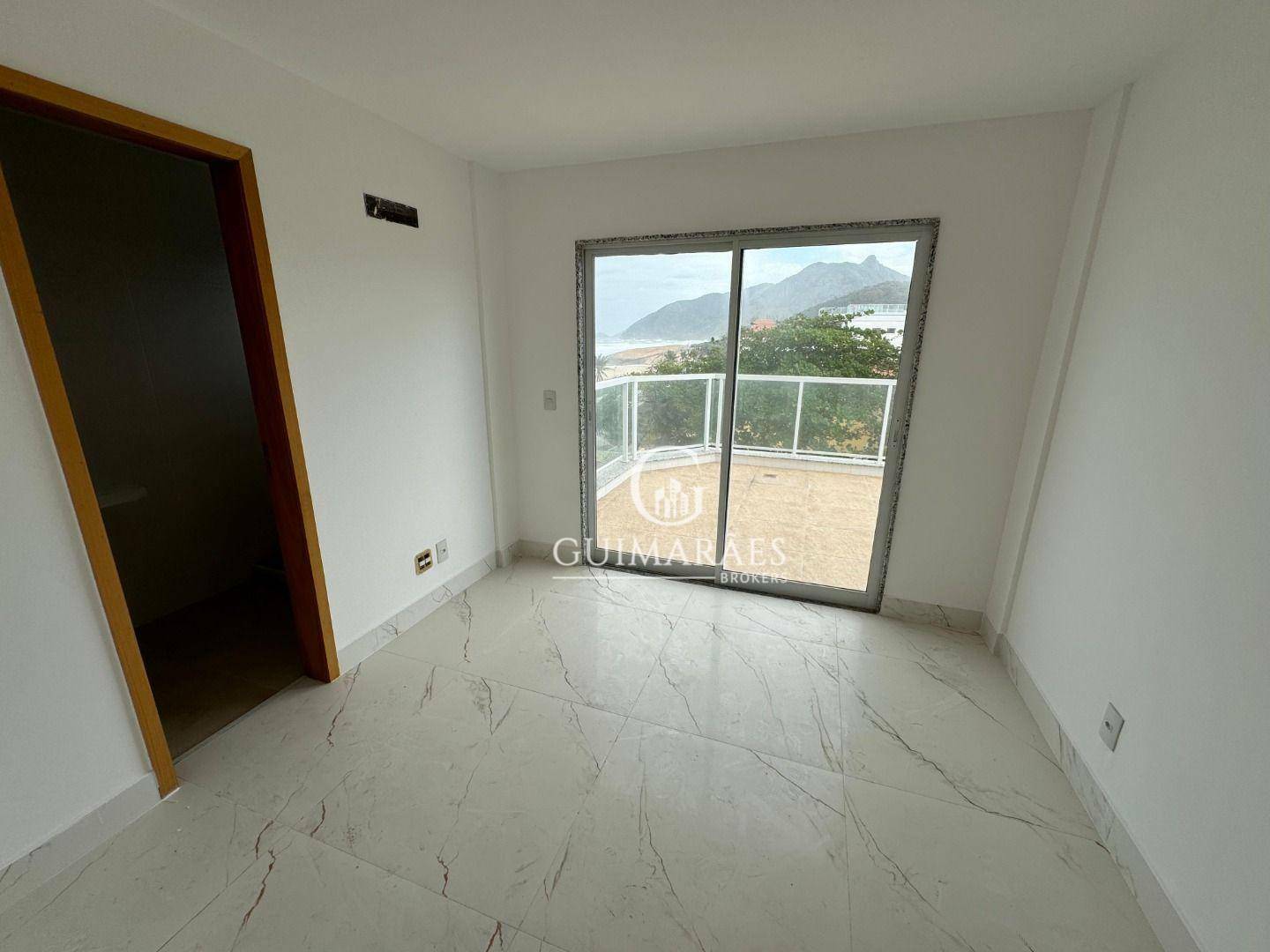 Cobertura à venda com 4 quartos, 240m² - Foto 13