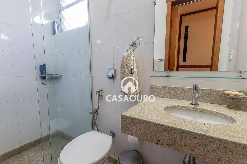 Casa à venda com 5 quartos, 750m² - Foto 40