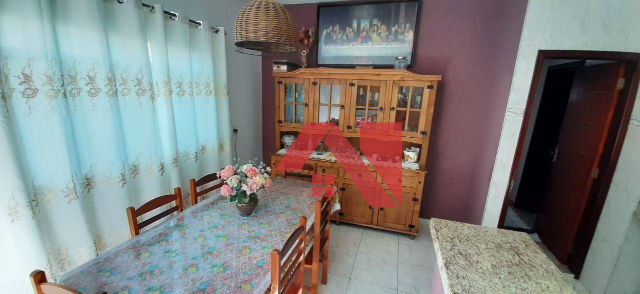 Casa à venda com 3 quartos, 150m² - Foto 4