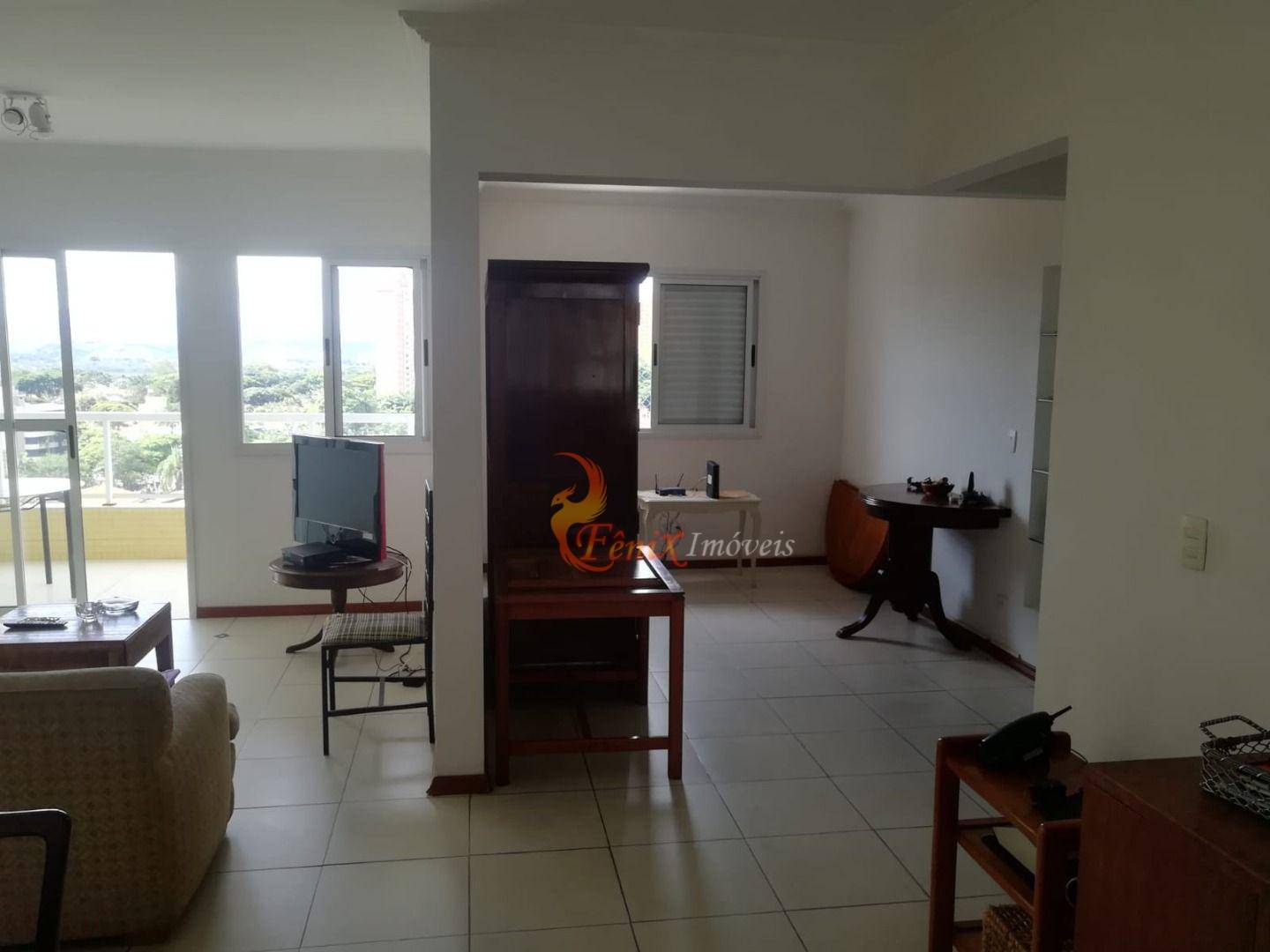 Apartamento à venda com 3 quartos, 136m² - Foto 8