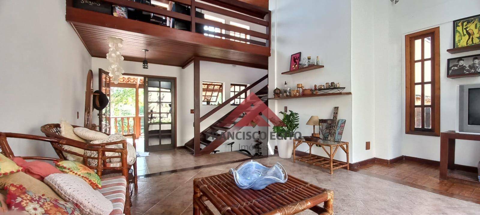 Casa à venda com 4 quartos, 244m² - Foto 9