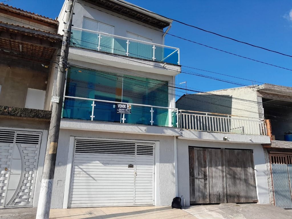 Casa à venda com 3 quartos, 250m² - Foto 1