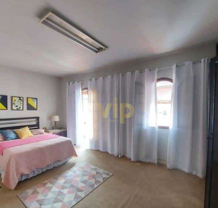 Sobrado à venda com 2 quartos, 320m² - Foto 4