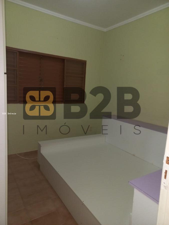 Casa à venda com 3 quartos, 190m² - Foto 12