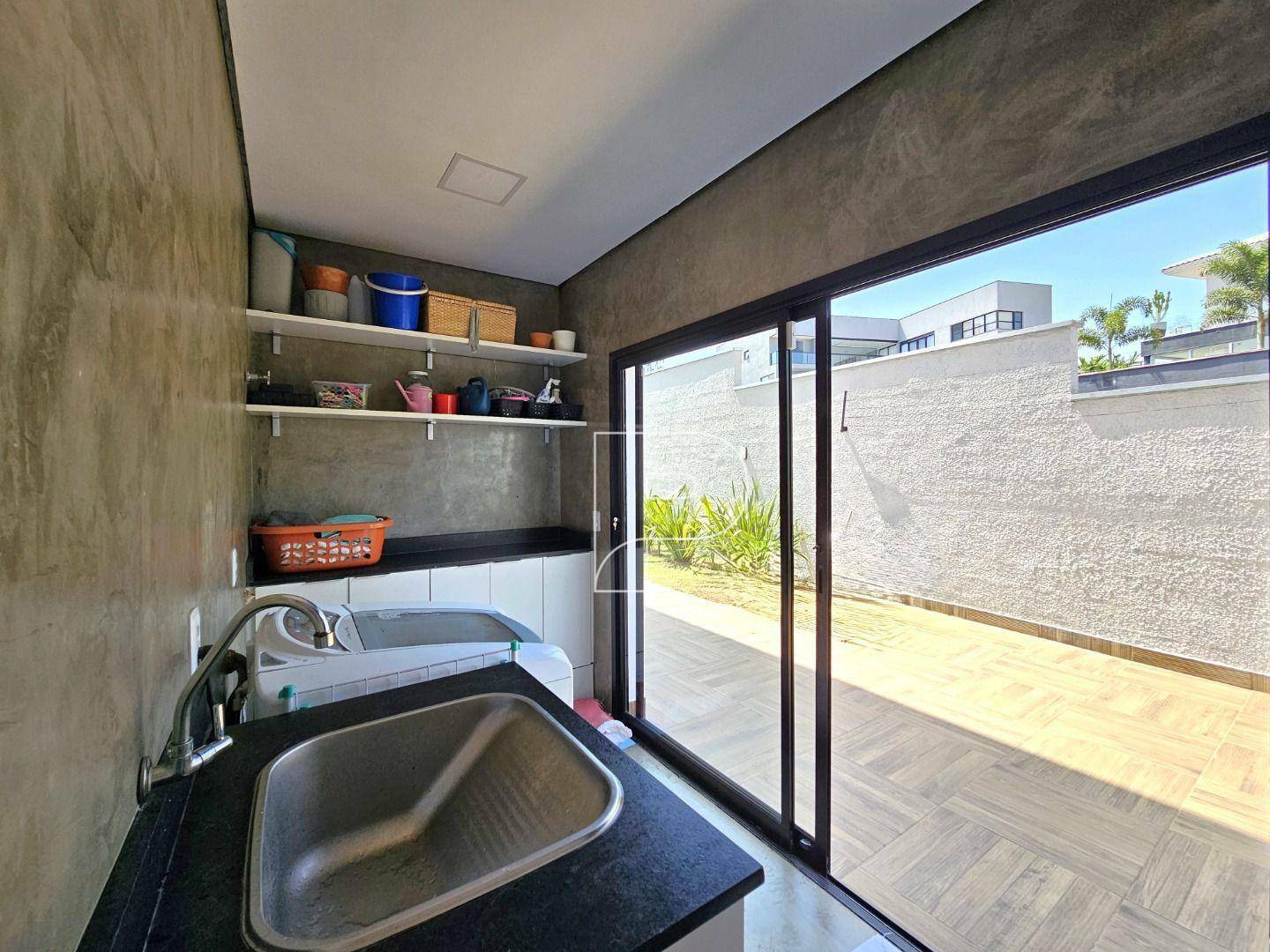 Casa de Condomínio à venda com 4 quartos, 390m² - Foto 58