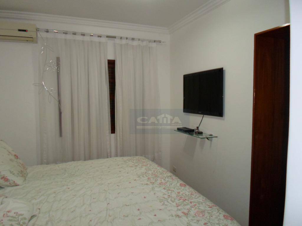 Sobrado à venda e aluguel com 3 quartos, 278m² - Foto 22