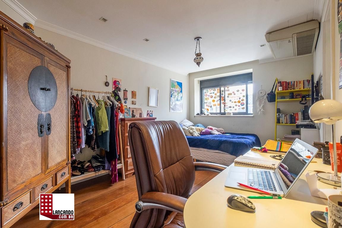 Apartamento à venda com 4 quartos, 260m² - Foto 4