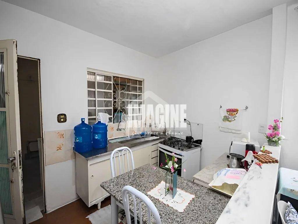 Sobrado à venda com 2 quartos, 170m² - Foto 12