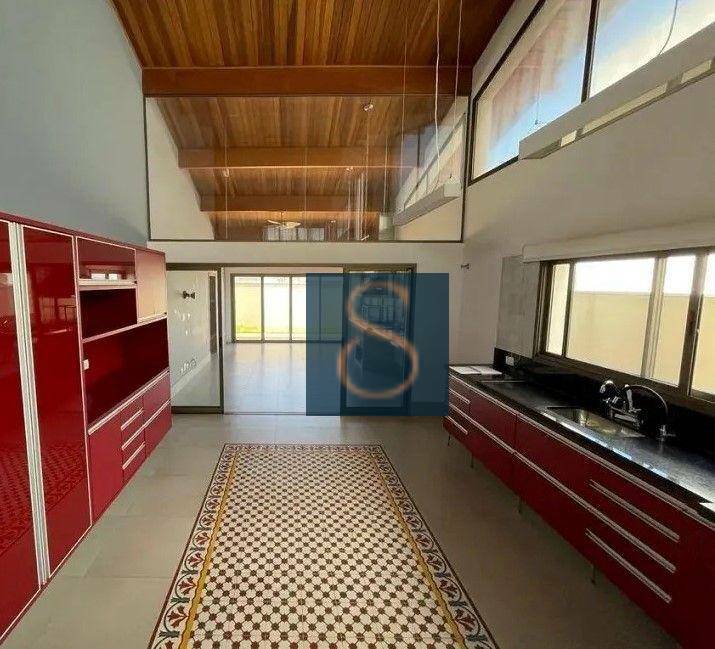 Sobrado à venda com 3 quartos, 340m² - Foto 4