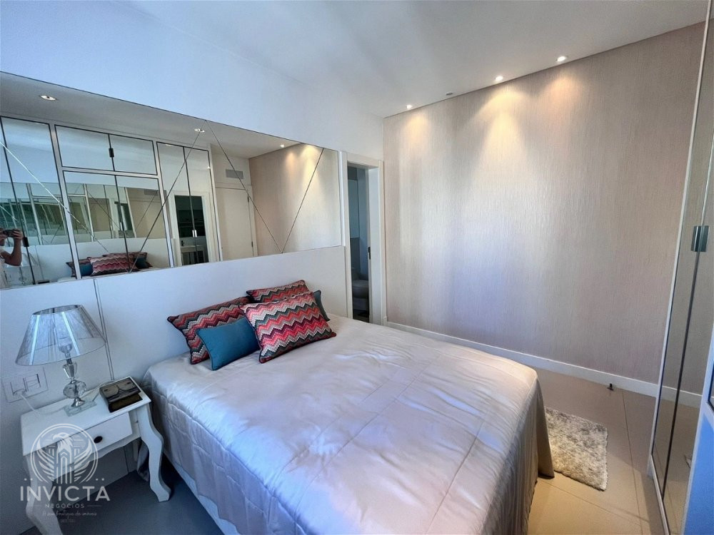 Apartamento à venda com 3 quartos, 128m² - Foto 13