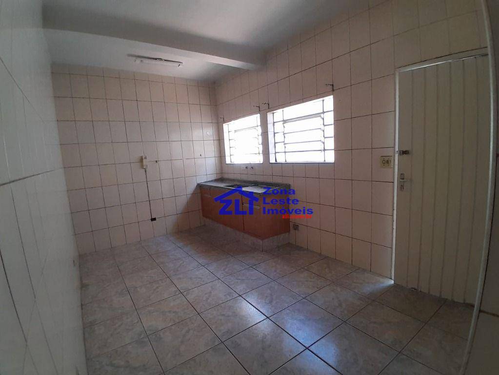 Casa à venda e aluguel com 2 quartos, 140m² - Foto 6