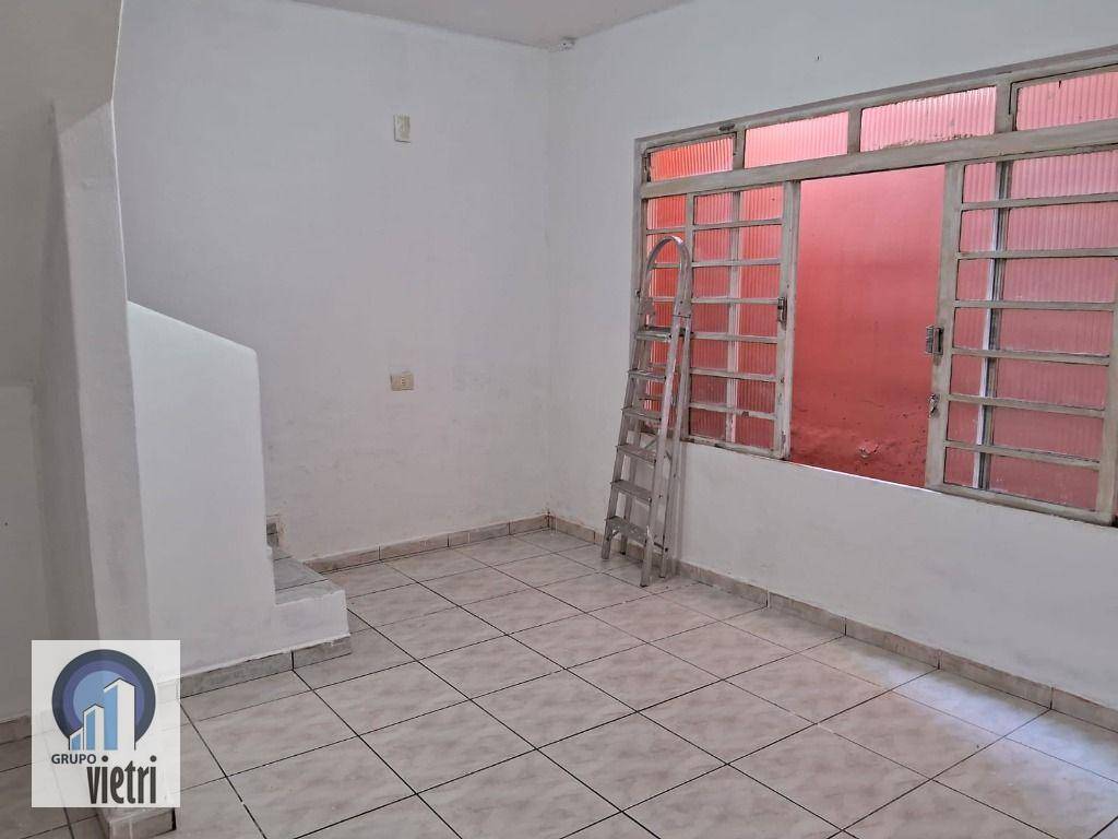 Casa para alugar com 3 quartos, 85m² - Foto 7