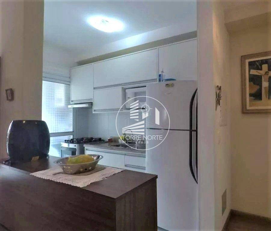 Apartamento à venda com 2 quartos, 72m² - Foto 10