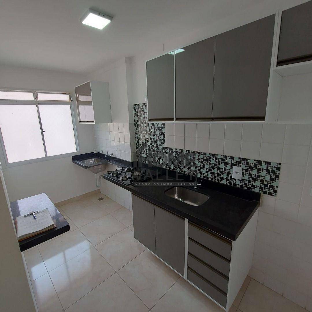 Apartamento à venda com 2 quartos, 45m² - Foto 3