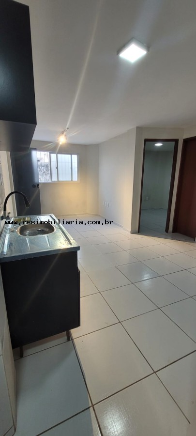 Apartamento à venda com 2 quartos, 45m² - Foto 2