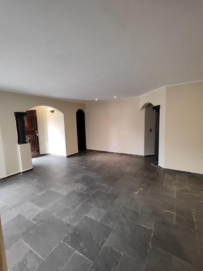 Casa à venda com 3 quartos, 220m² - Foto 20