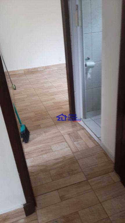 Apartamento para alugar com 2 quartos, 82m² - Foto 3