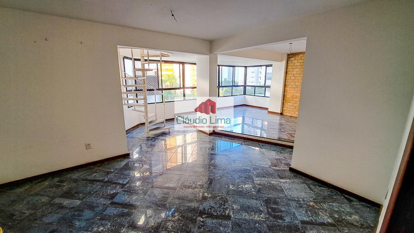 Cobertura à venda com 3 quartos, 240m² - Foto 2