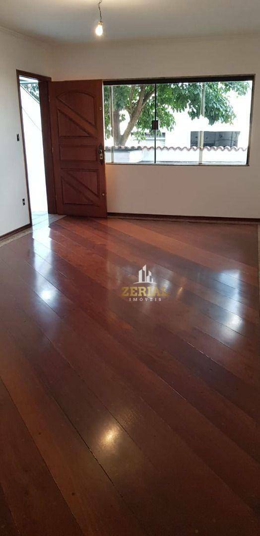 Sobrado à venda com 3 quartos, 250m² - Foto 2