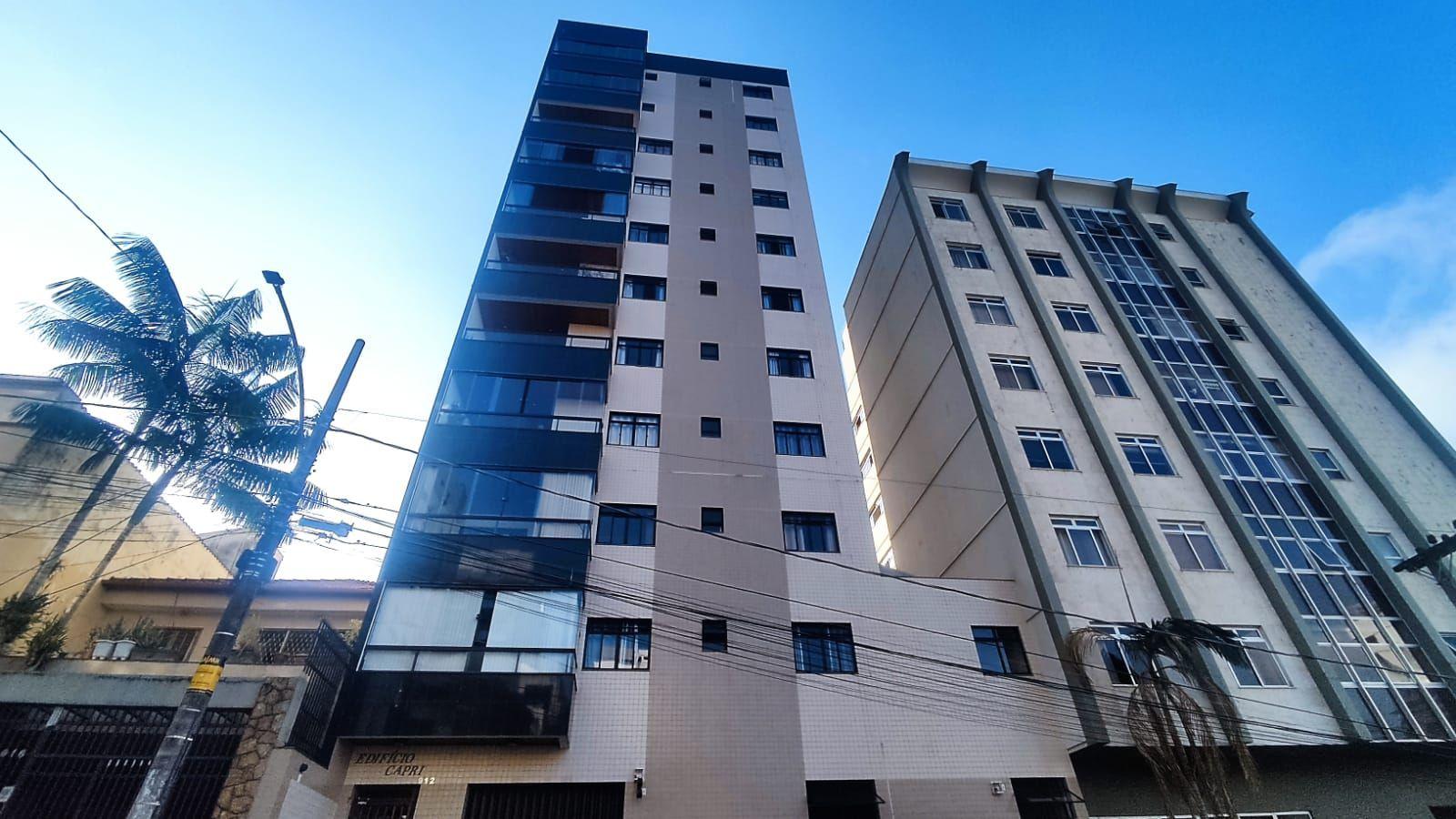 Apartamento à venda com 2 quartos, 70m² - Foto 2