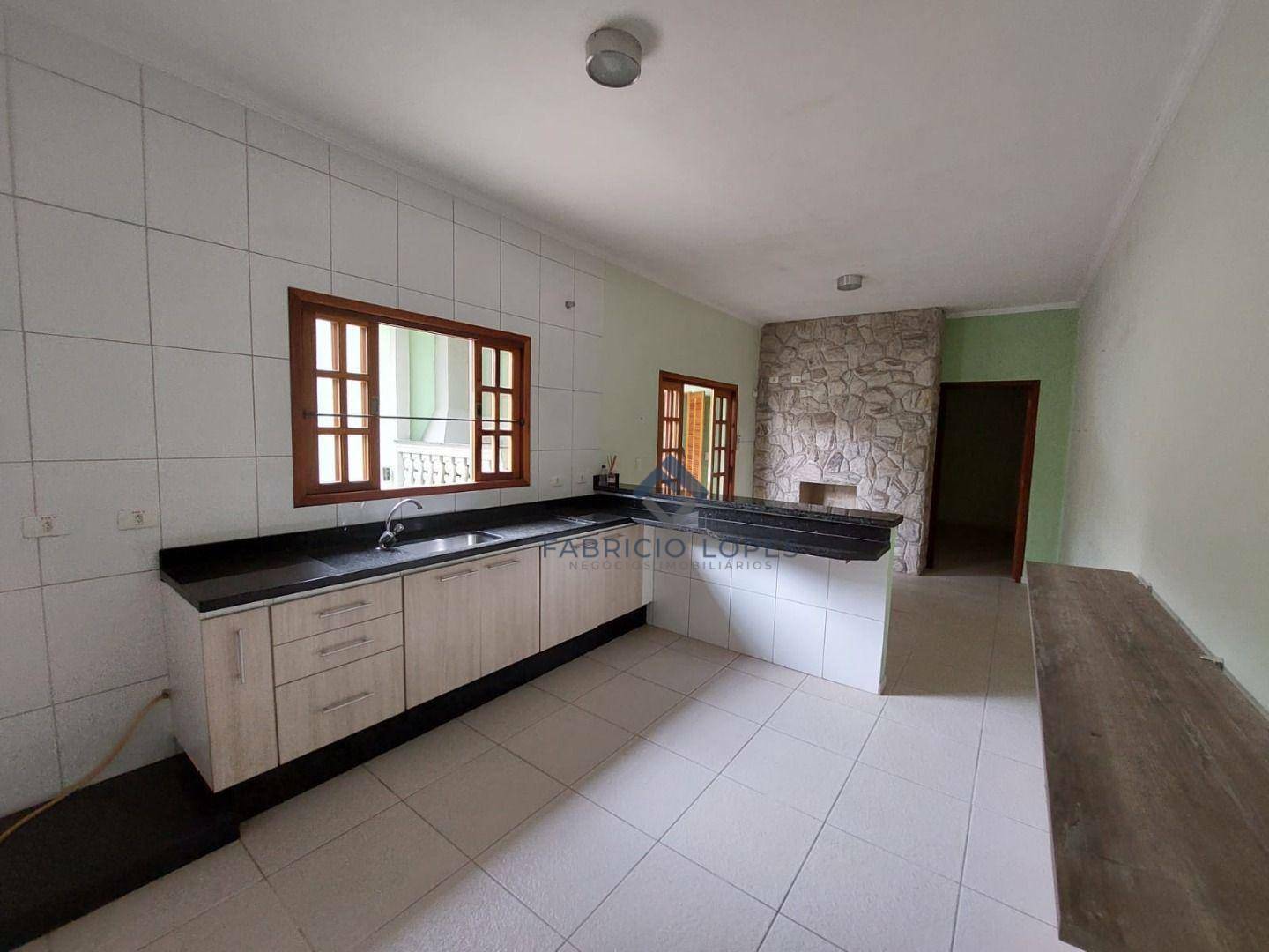 Casa à venda com 2 quartos, 82m² - Foto 4