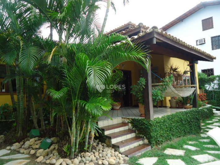 Casa de Condomínio à venda com 3 quartos, 235m² - Foto 3