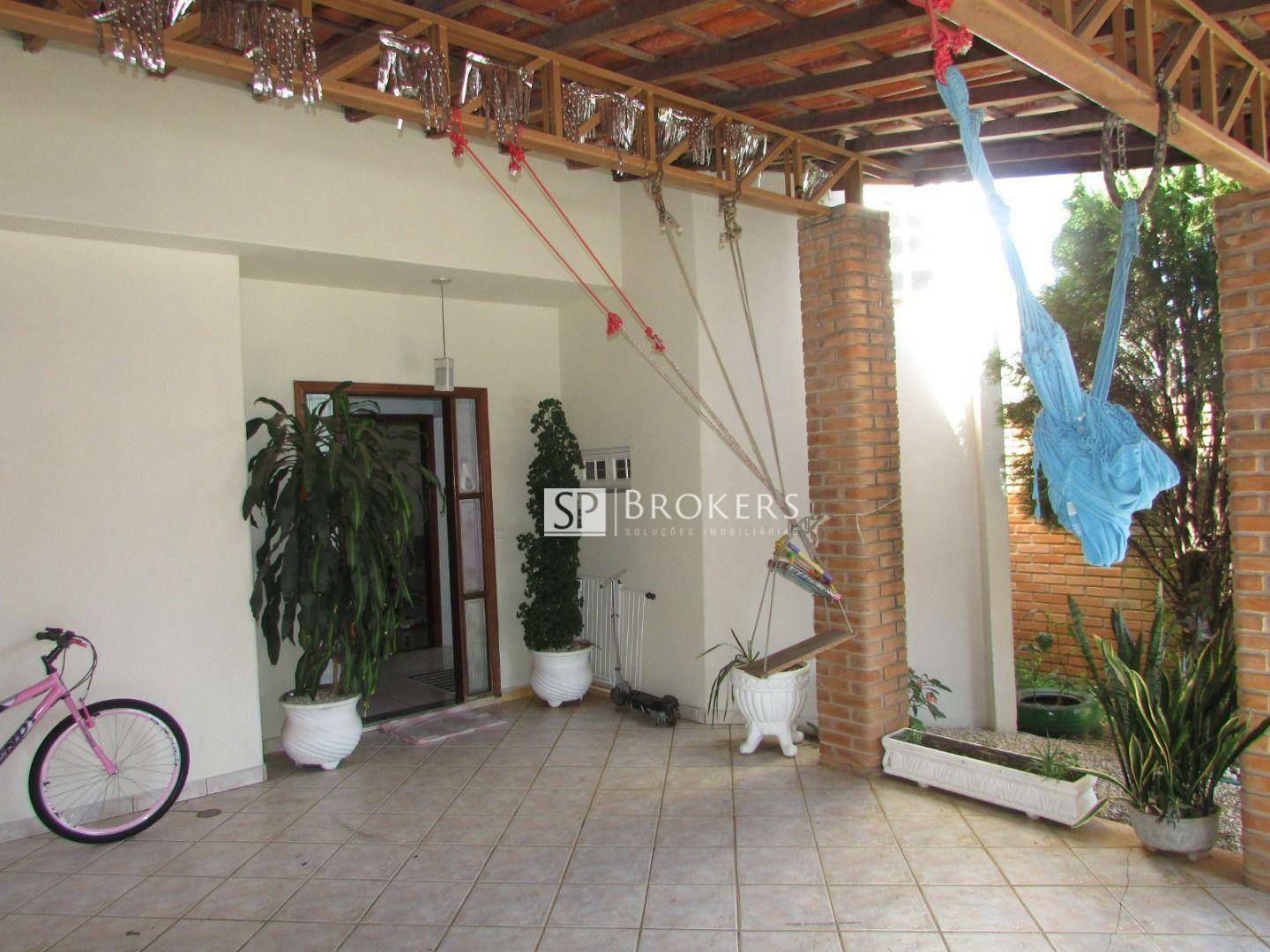 Casa à venda com 3 quartos, 300m² - Foto 29