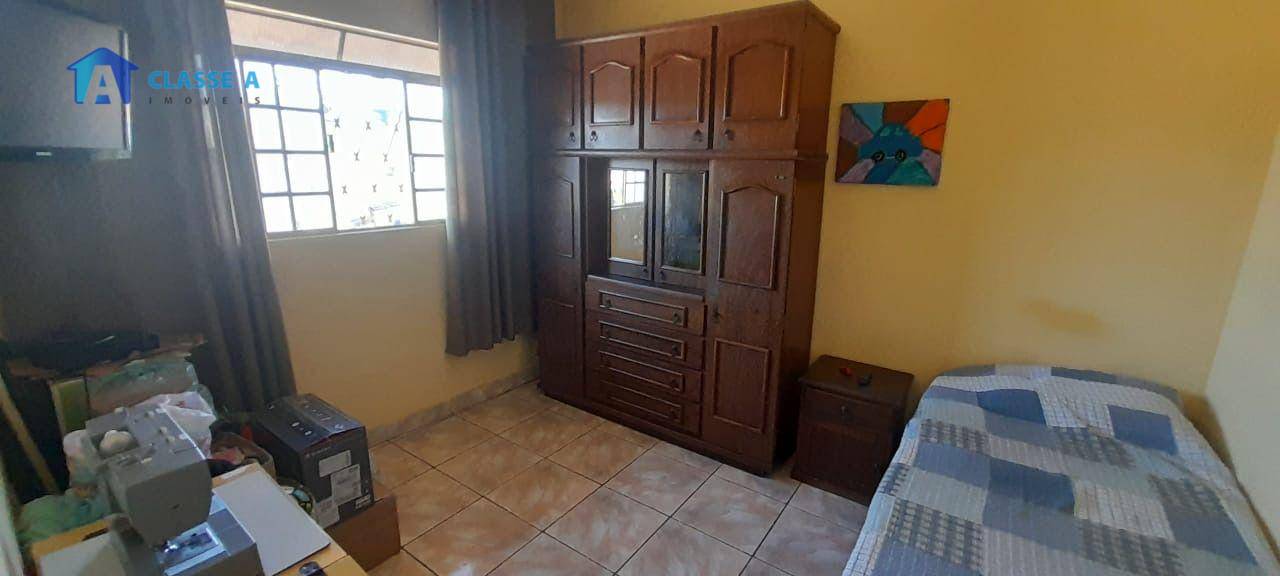 Casa à venda com 3 quartos, 99m² - Foto 12