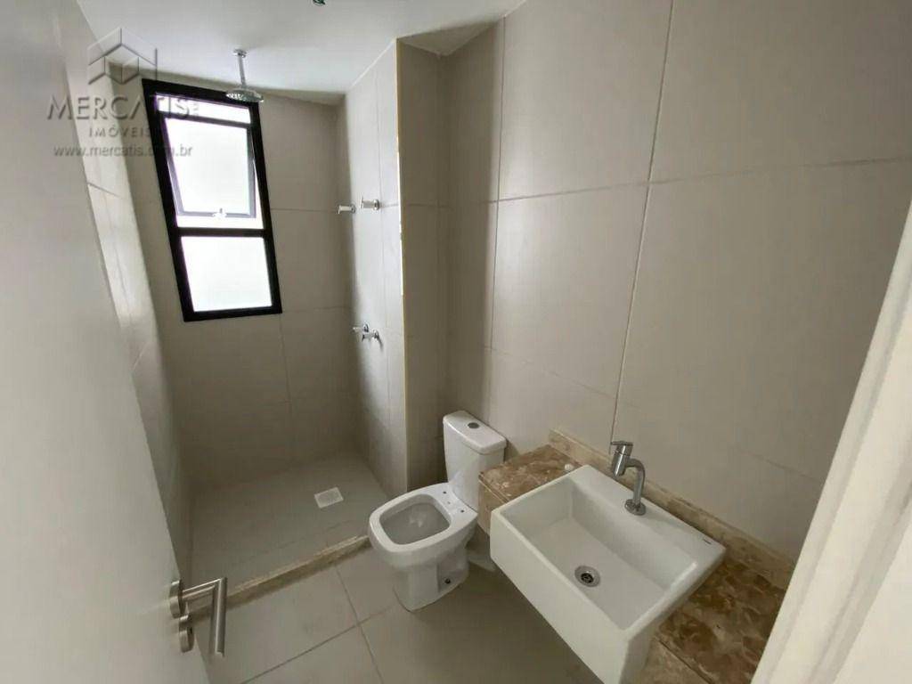 Apartamento à venda com 3 quartos, 107m² - Foto 20