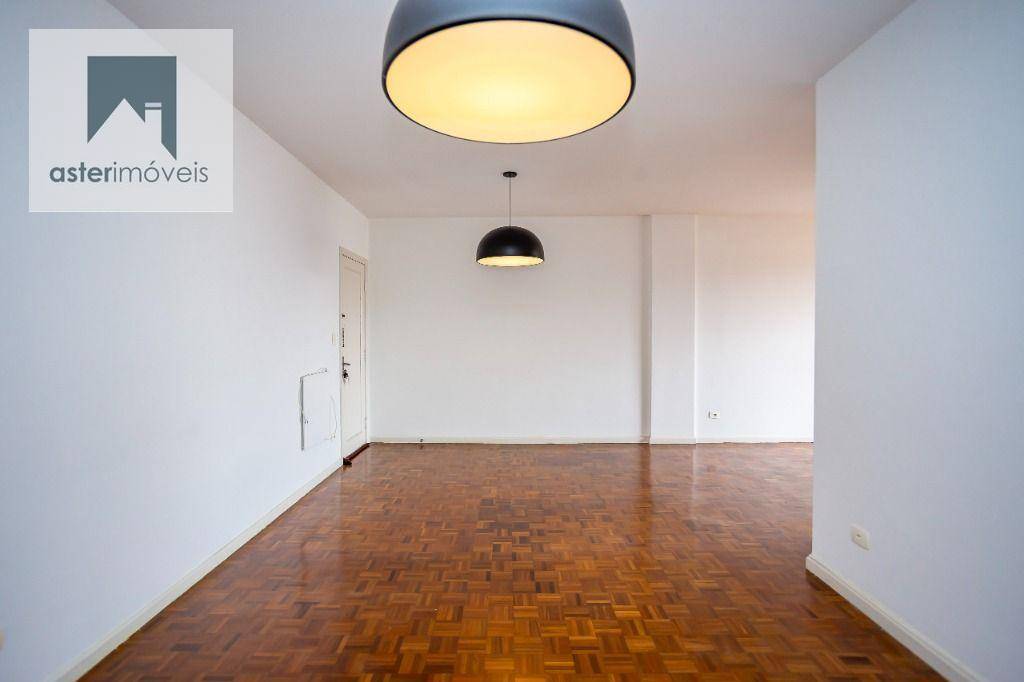 Apartamento para alugar com 3 quartos, 162m² - Foto 11