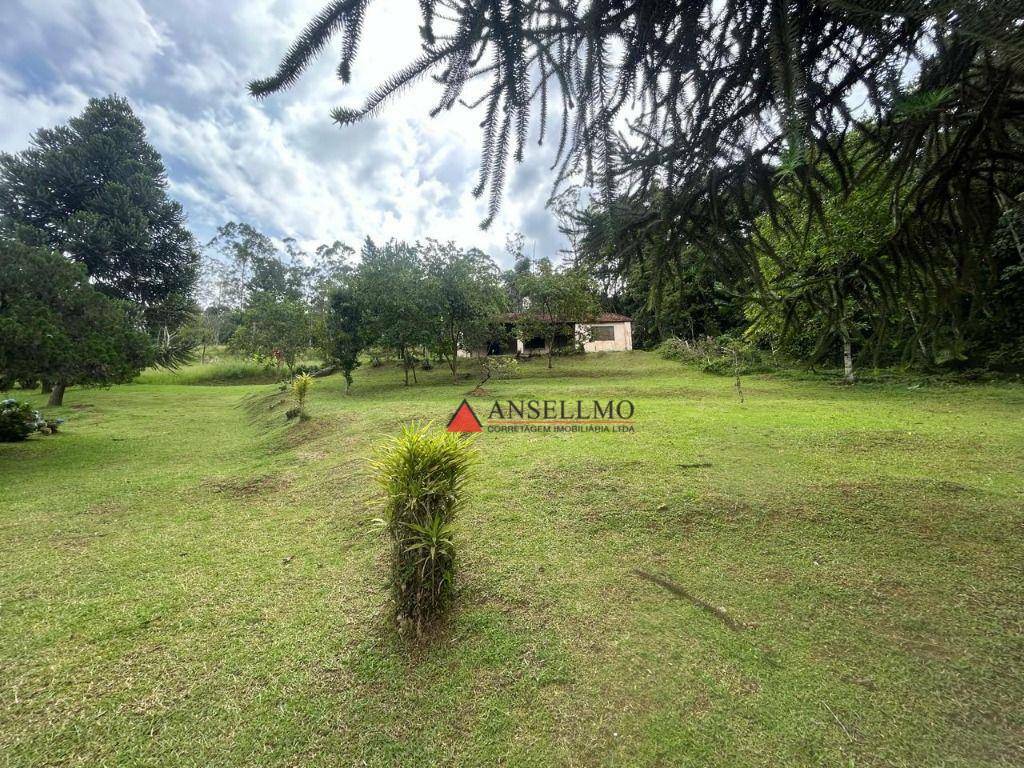 Chácara à venda com 3 quartos, 200m² - Foto 17