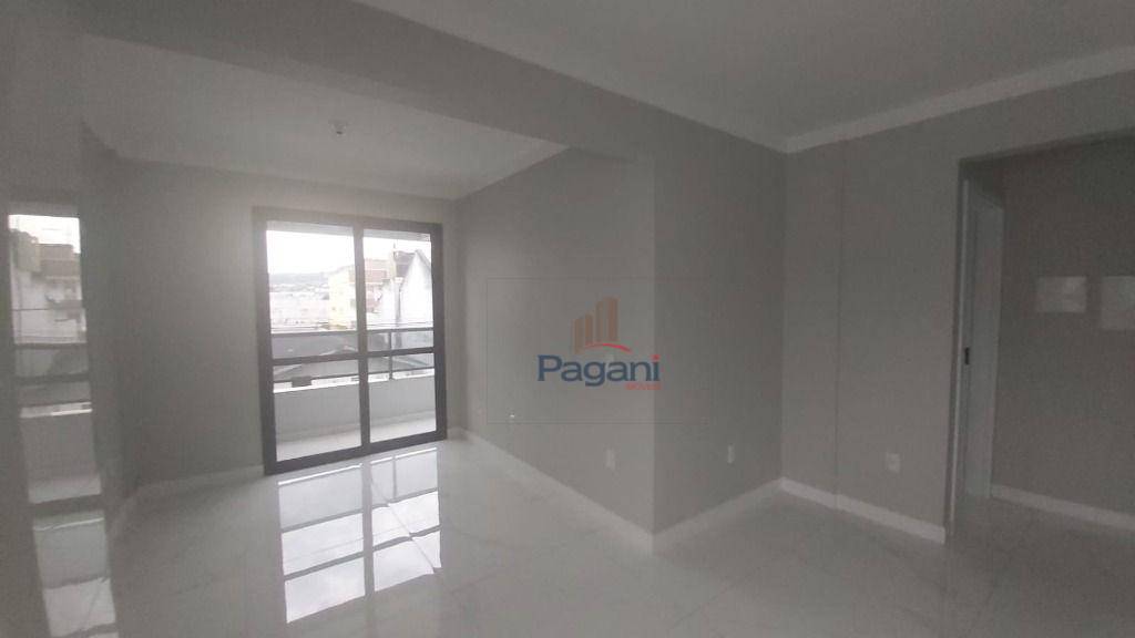 Apartamento à venda com 2 quartos, 77m² - Foto 20