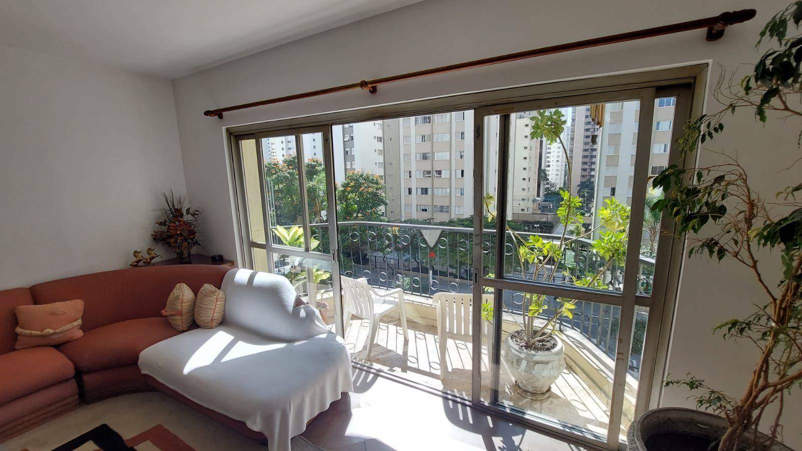 Apartamento à venda com 4 quartos, 158m² - Foto 6