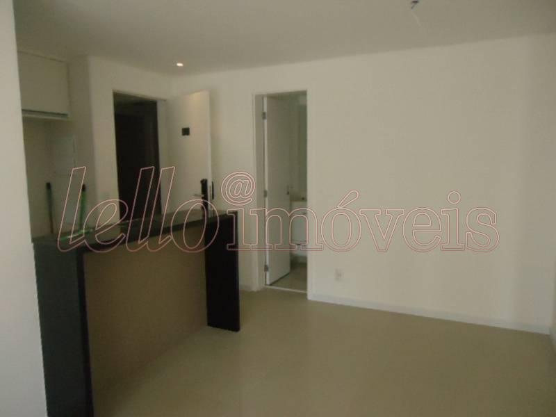 Apartamento para alugar com 2 quartos, 78m² - Foto 2