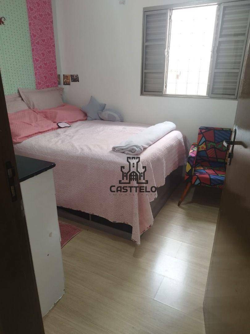 Casa à venda com 2 quartos, 190m² - Foto 4