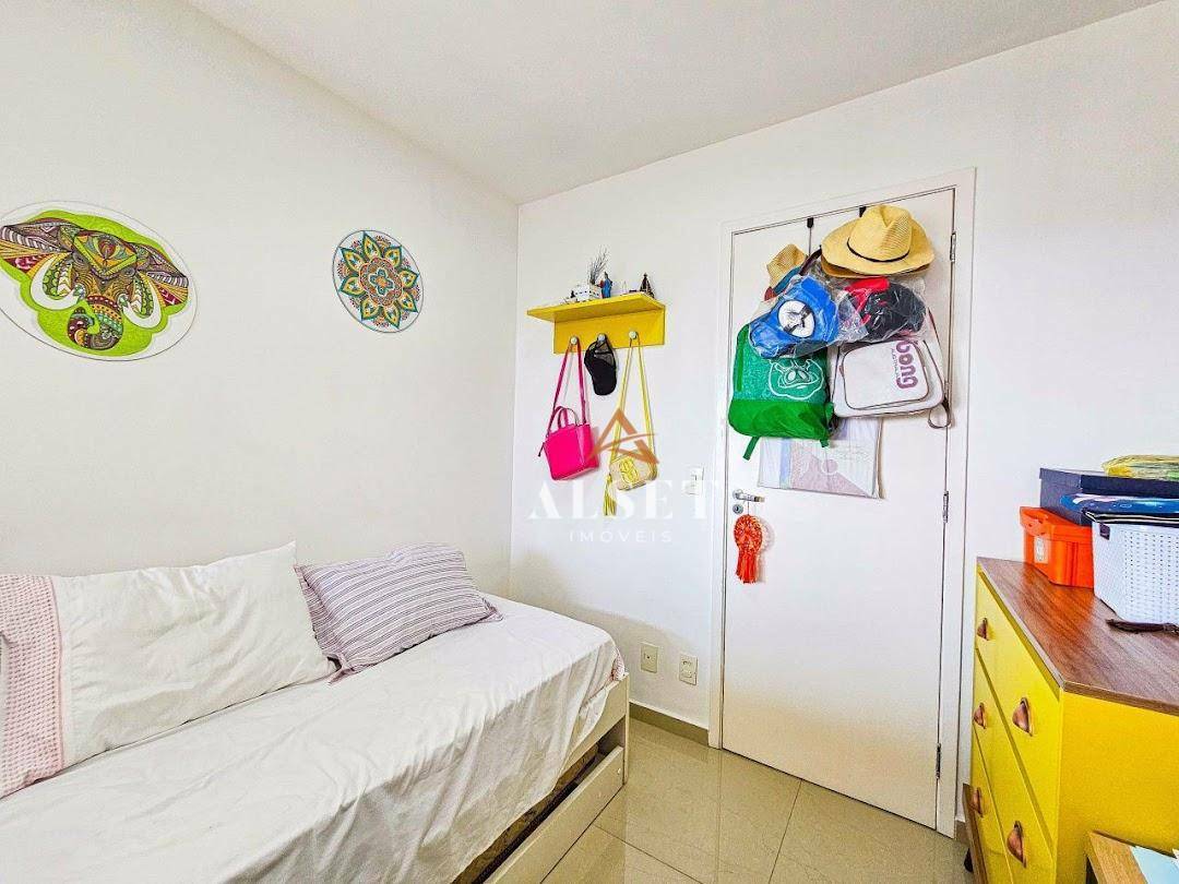 Apartamento à venda com 3 quartos, 105m² - Foto 32