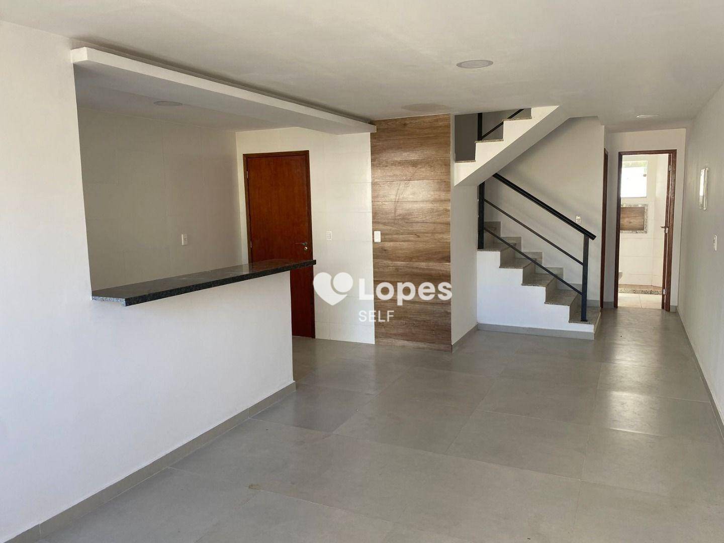 Casa à venda com 3 quartos, 100m² - Foto 3