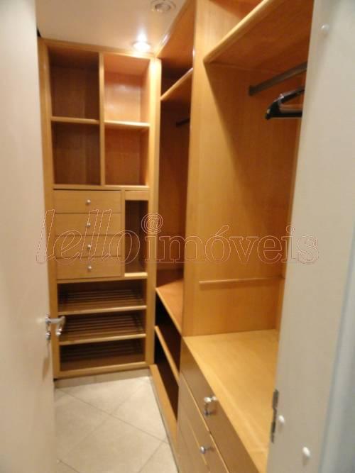 Apartamento para alugar com 4 quartos, 145m² - Foto 12