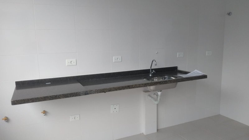 Apartamento à venda com 2 quartos, 70m² - Foto 18