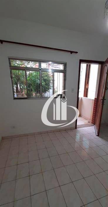 Sobrado à venda com 2 quartos, 87m² - Foto 4